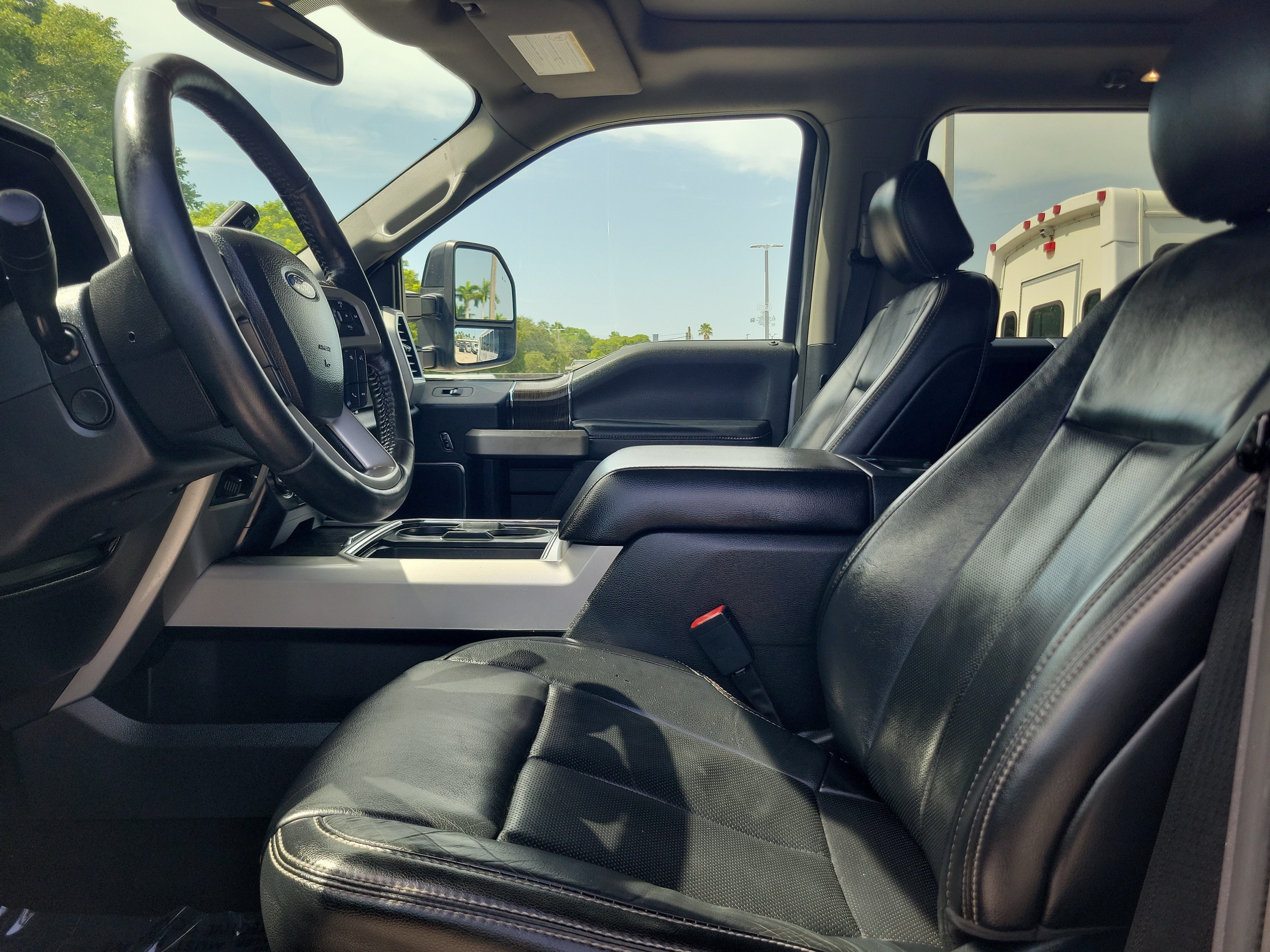 Used 2020 Ford F250 Lariat AWD/4WD image 12