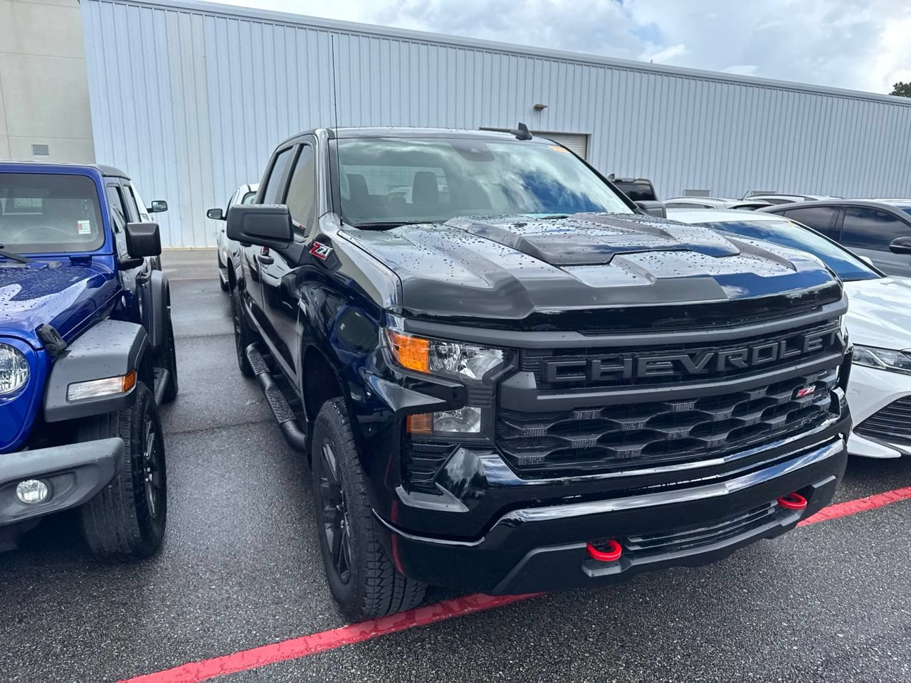 Used 2026 Chevrolet Silverado 1500 Custom Trail Boss AWD/4WD image 3