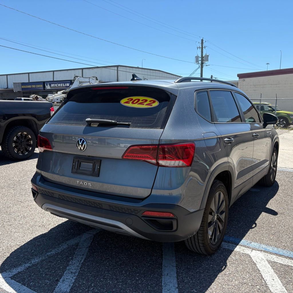 Used 2022 Volkswagen Taos S image 3