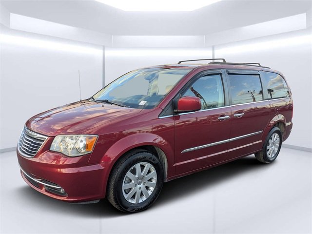 Used 2016 Chrysler Town & Country Touring w/ Driver Convenience Group image 7