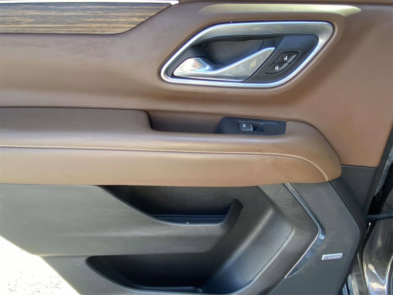 Used 2021 Chevrolet Tahoe High Country image 16