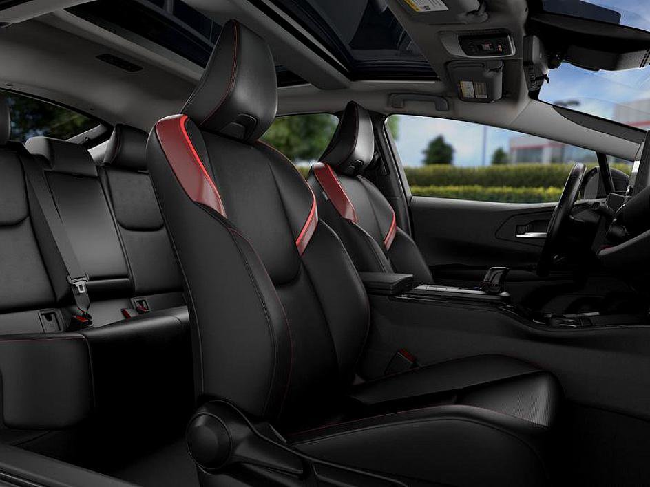 New 2026 Toyota Prius Plug-In Hybrid image 34