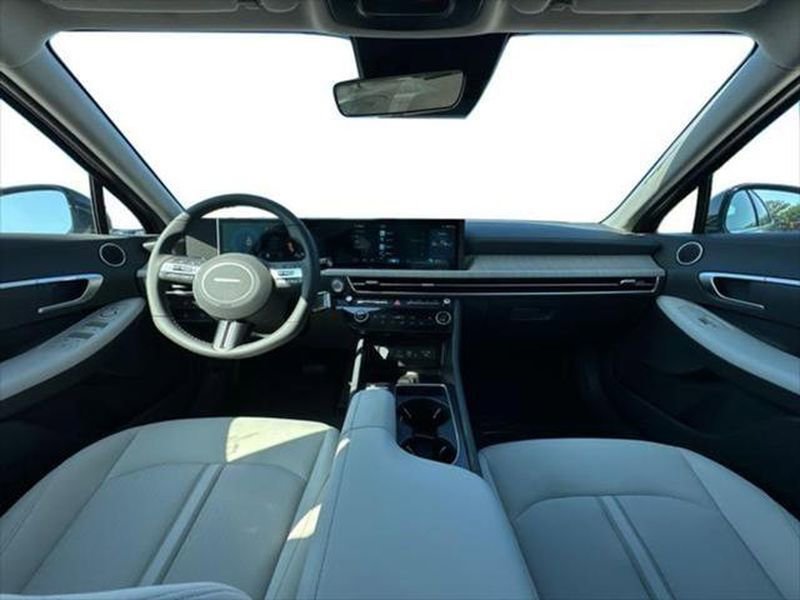 New 2025 Hyundai Sonata SEL image 13
