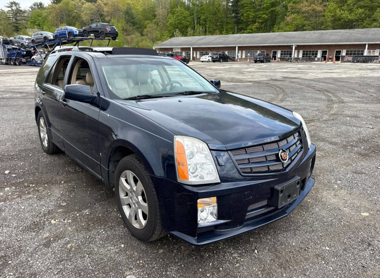 Used 2007 Cadillac SRX w/ Utility Package RWD image 3