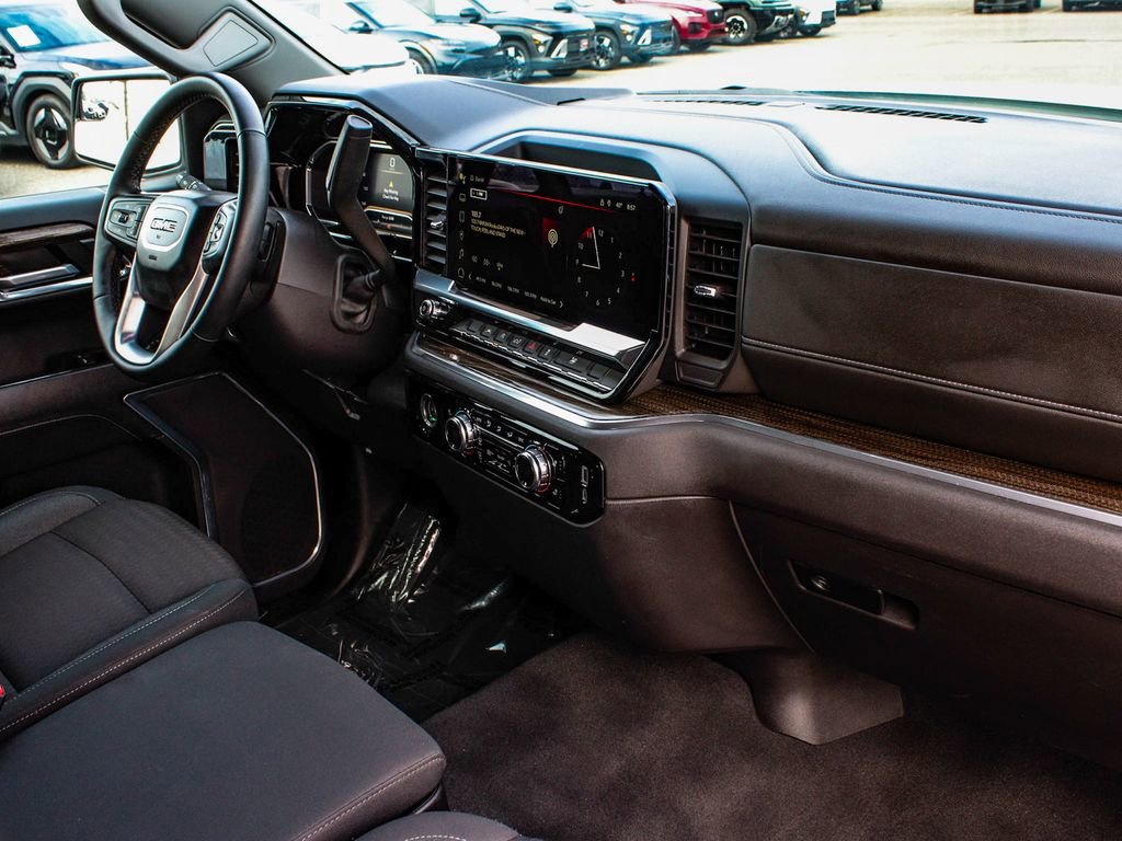 Used 2024 GMC Sierra 1500 Elevation image 39