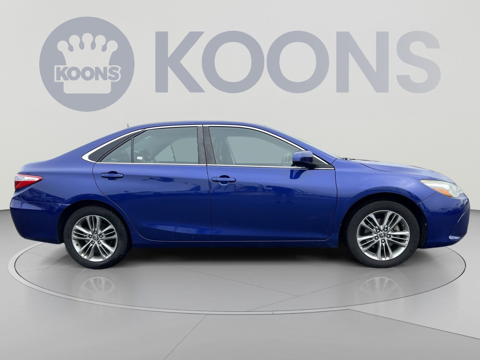 Used 2016 Toyota Camry SE FWD image 8