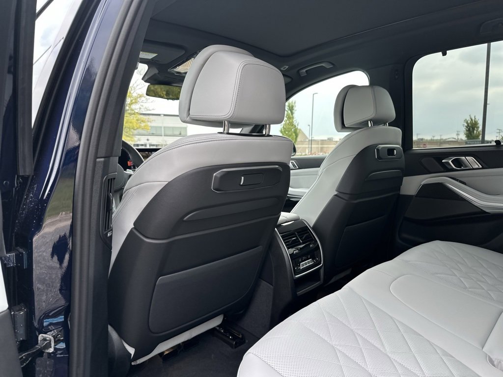 New 2026 BMW X5 M60i image 24