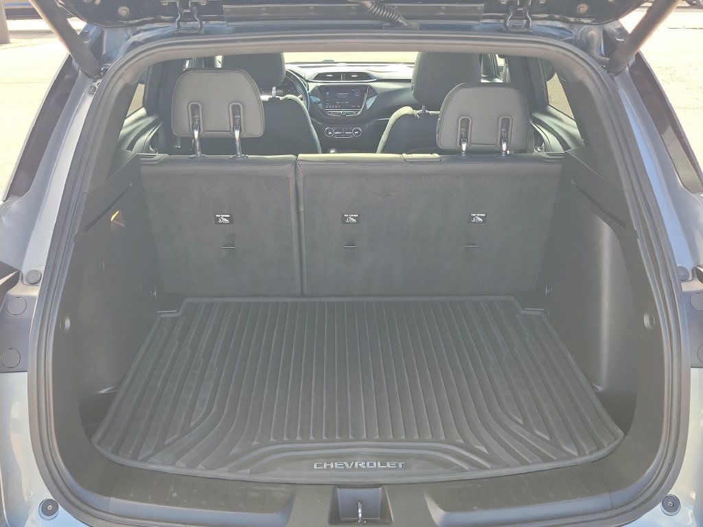 Used 2021 Chevrolet TrailBlazer RS w/ Sun and Liftgate Package AWD/4WD image 34