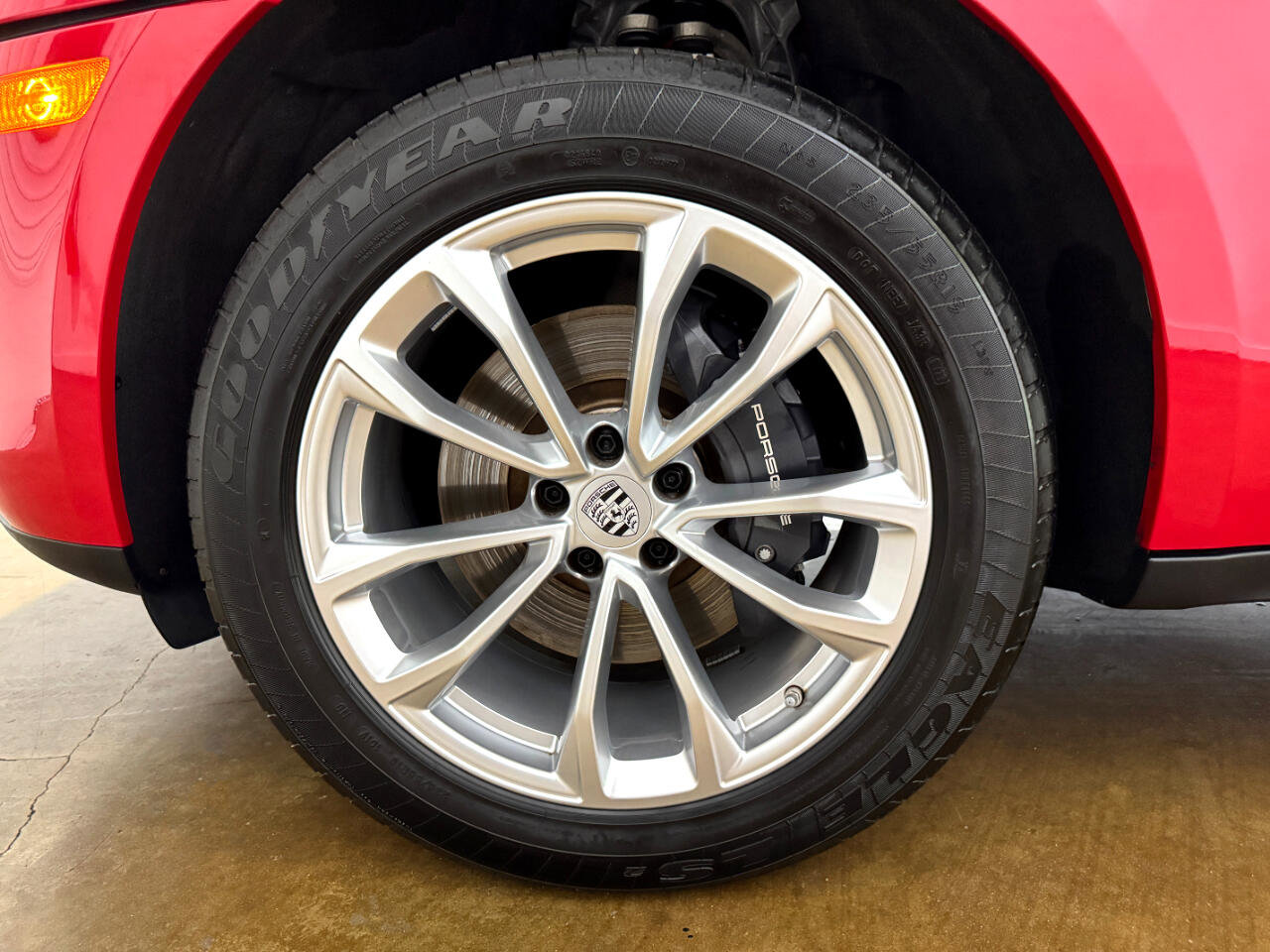 Used 2023 Porsche Macan image 51