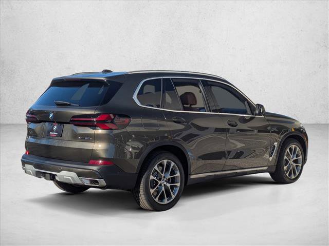 New 2026 BMW X5 xDrive50e w/ Climate Comfort Package image 2
