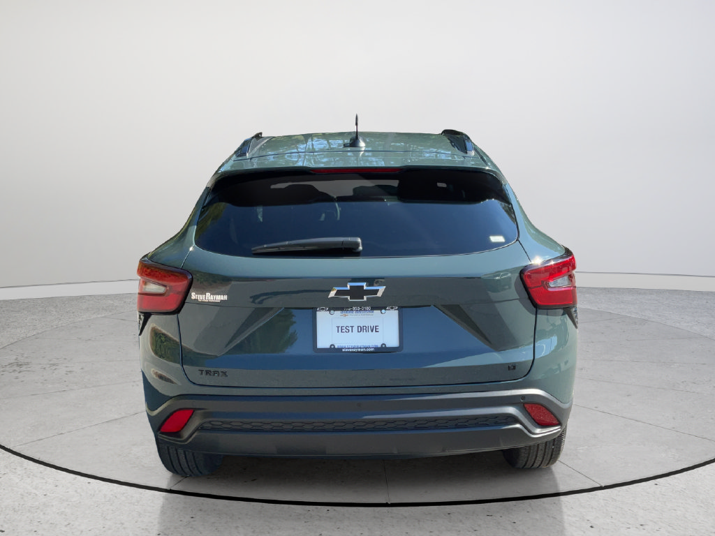 New 2026 Chevrolet Trax LT w/ Driver Confidence Package FWD image 6
