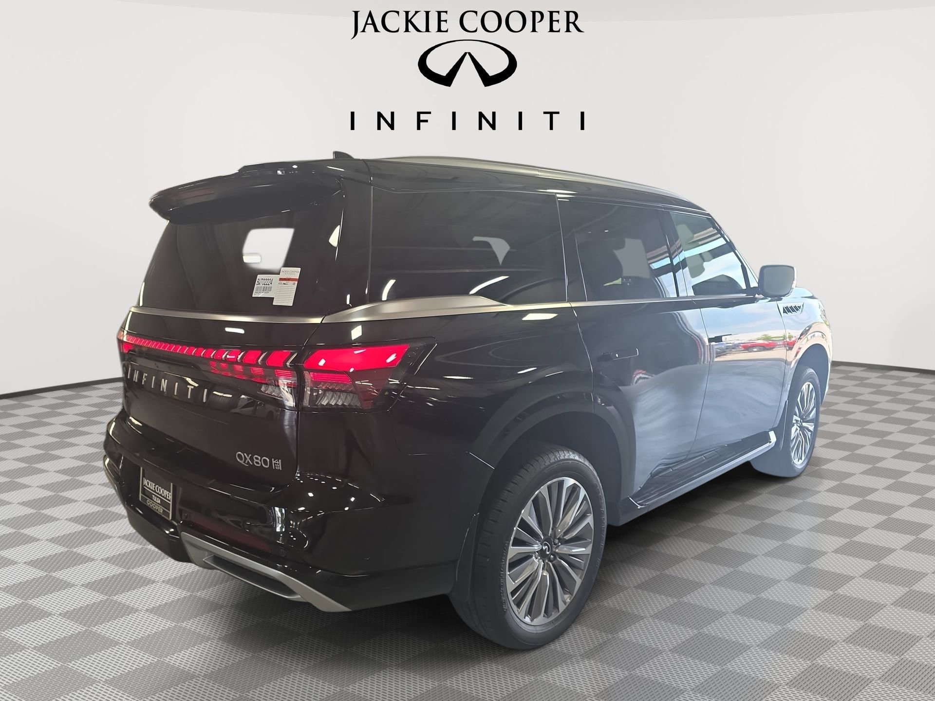 Certified 2025 INFINITI QX80 Sensory AWD/4WD image 5