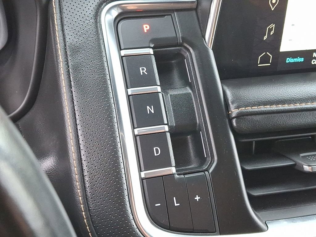 Used 2023 GMC Yukon AT4 w/ AT4 Premium Package image 19