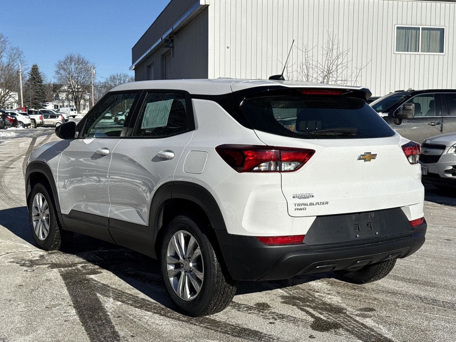 Used 2023 Chevrolet TrailBlazer LS AWD/4WD image 7