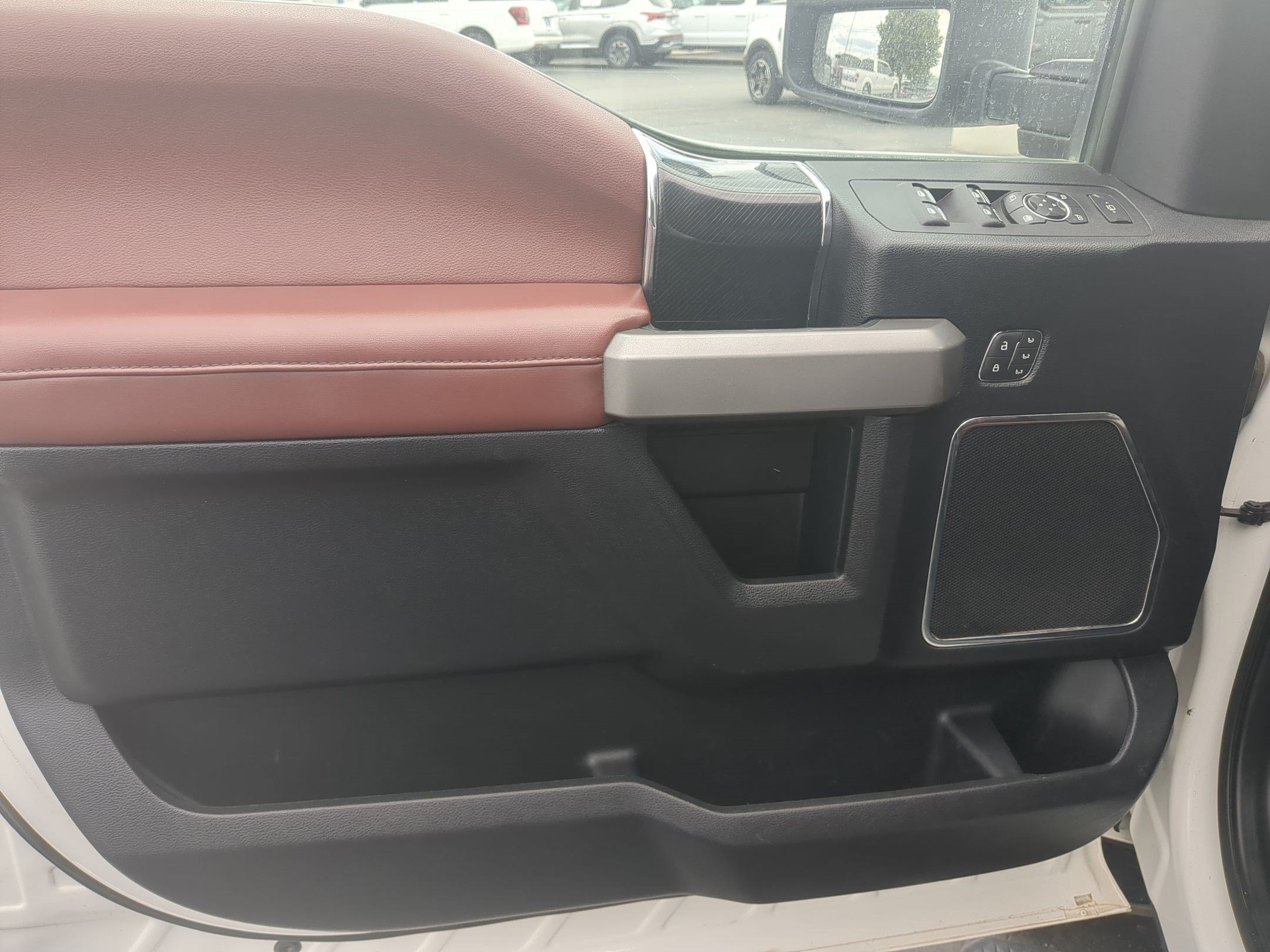 Used 2021 Ford F350 Platinum AWD/4WD image 15