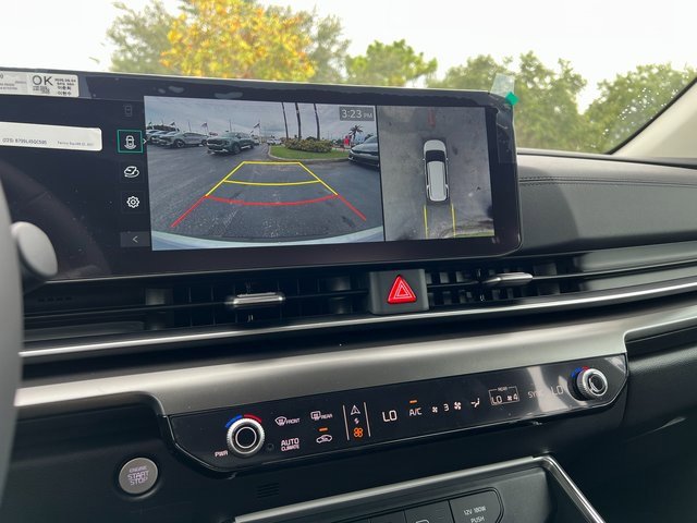 New 2026 Kia Carnival SX w/ SX Dark Edition Package image 26