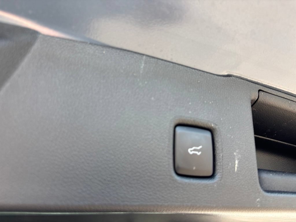 Used 2024 Ford Escape ST-Line w/ Tech Pack #1 AWD/4WD image 32