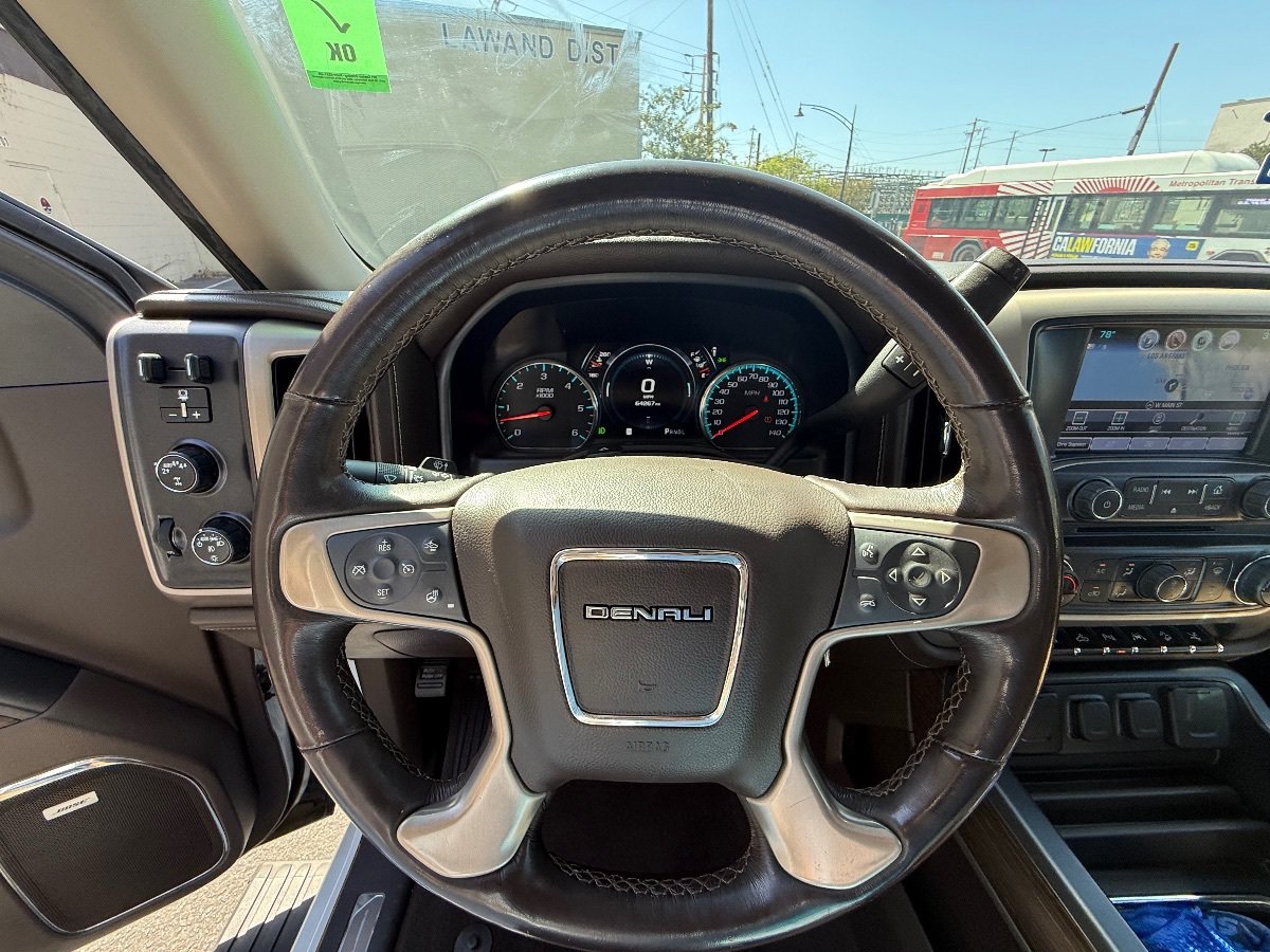 Used 2018 GMC Sierra 1500 Denali w/ Denali Ultimate Package AWD/4WD image 24