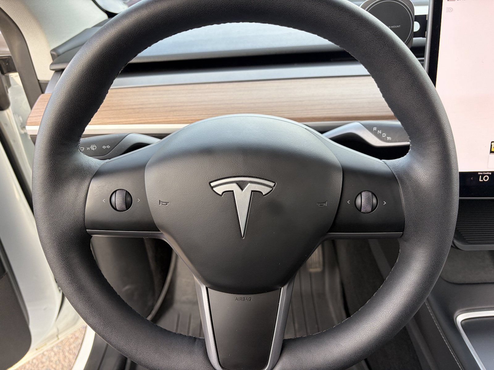 Used 2025 Tesla Model Y Long Range RWD image 24