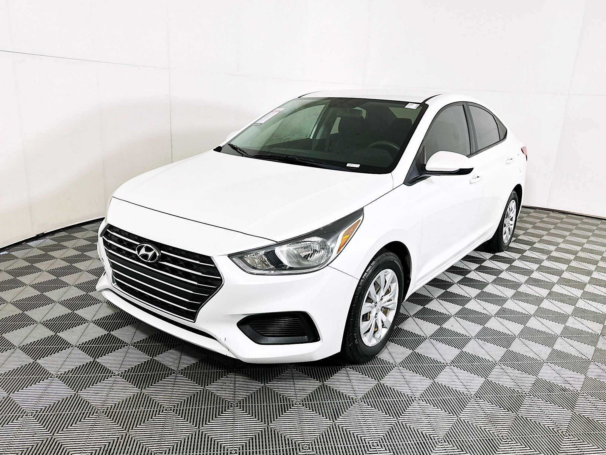 Used 2021 Hyundai Accent SE image 7