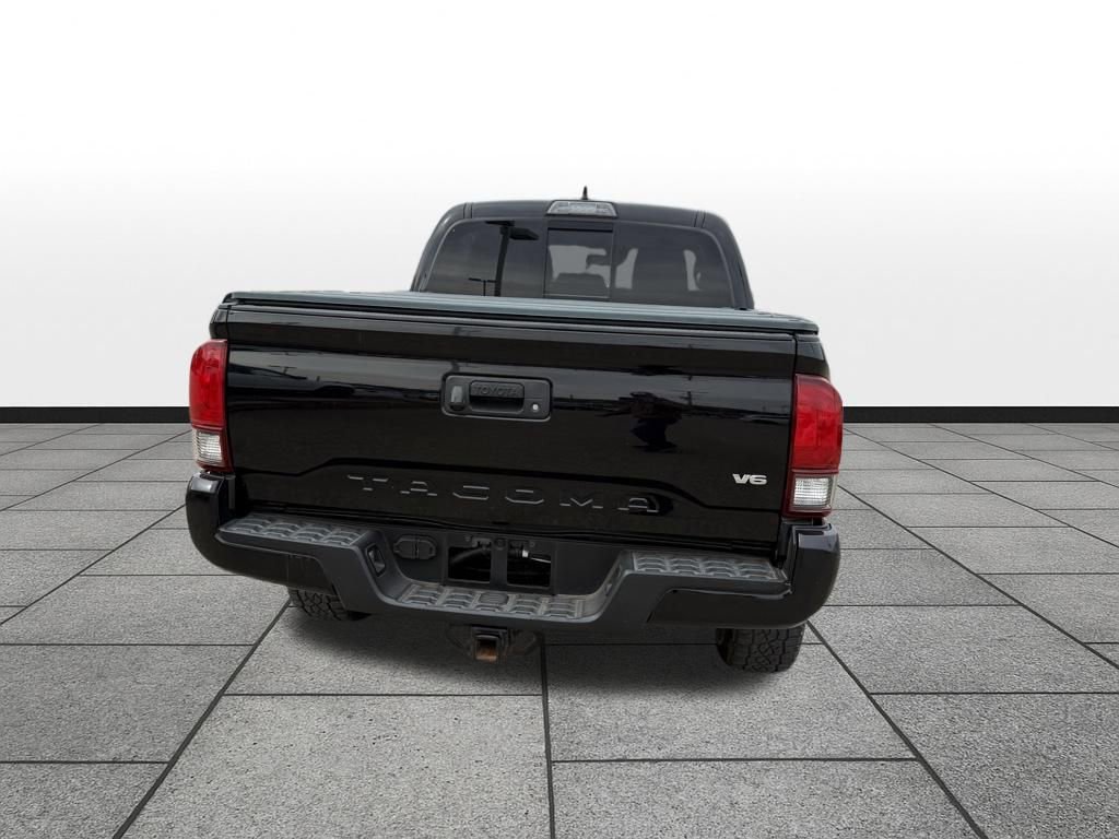 Used 2019 Toyota Tacoma TRD Sport image 6