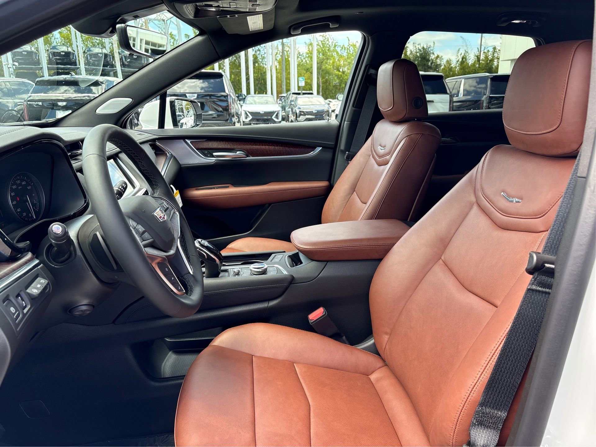 New 2026 Cadillac XT5 Premium Luxury w/ Driver Assist Package FWD image 9