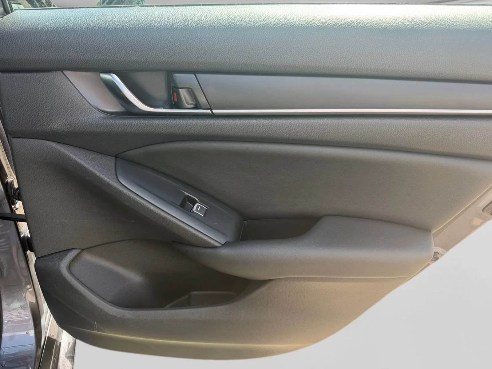 Used 2022 Honda Accord LX image 28