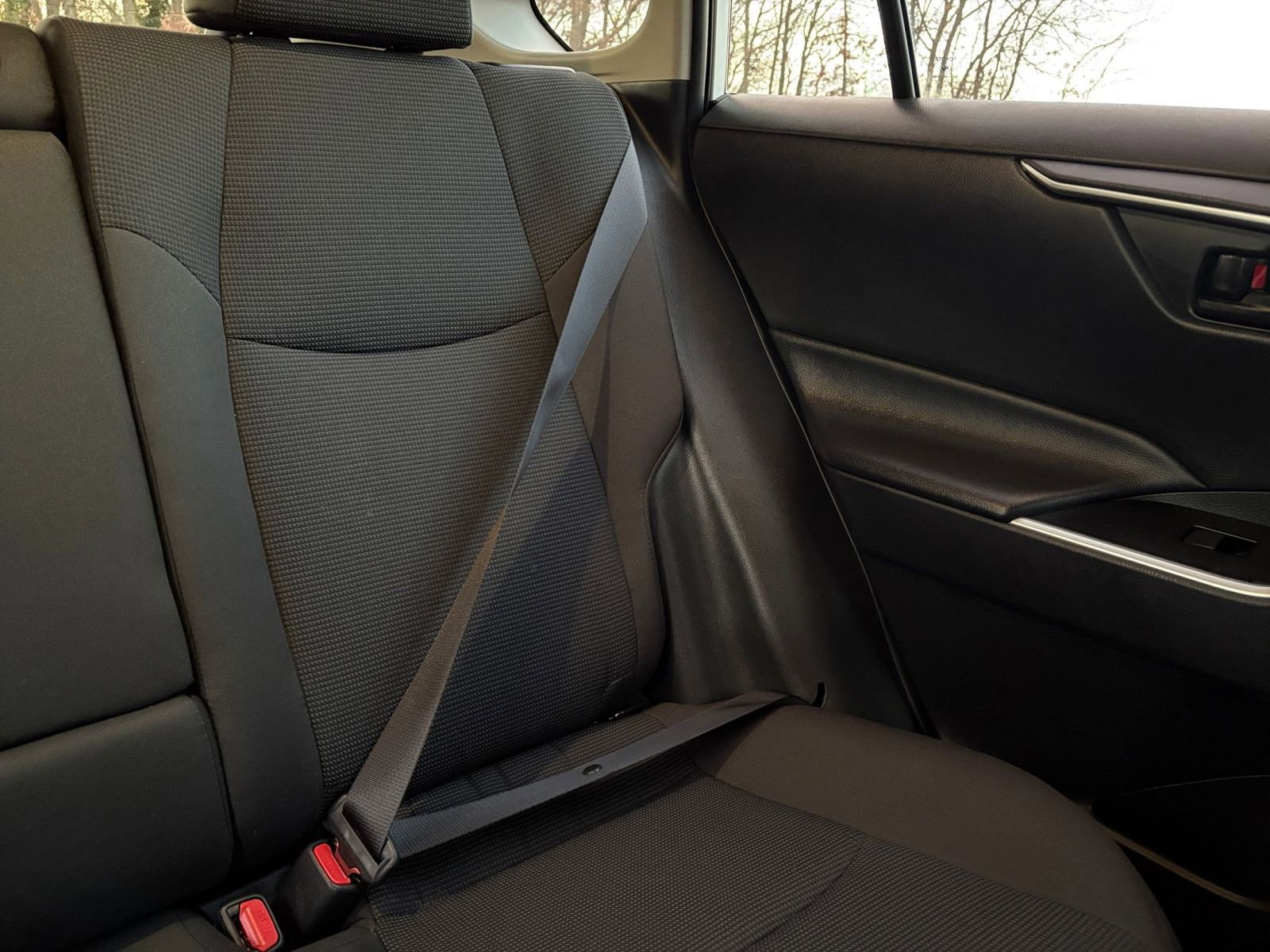 Used 2025 Toyota RAV4 LE image 36