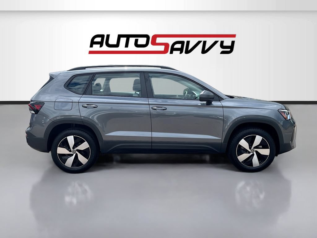 Used 2025 Volkswagen Taos S AWD/4WD image 8