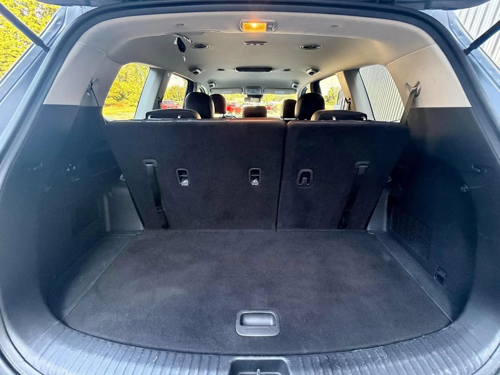 Used 2021 Kia Telluride LX FWD image 18