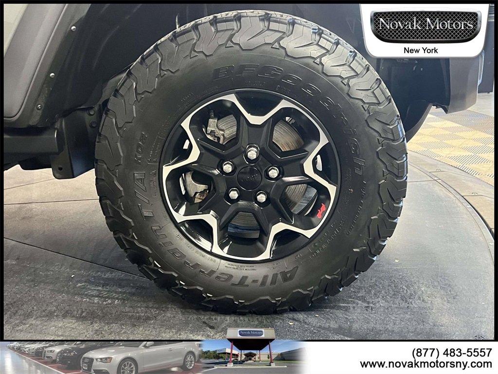 Used 2023 Jeep Wrangler Unlimited Rubicon w/ Cold Weather Group image 10