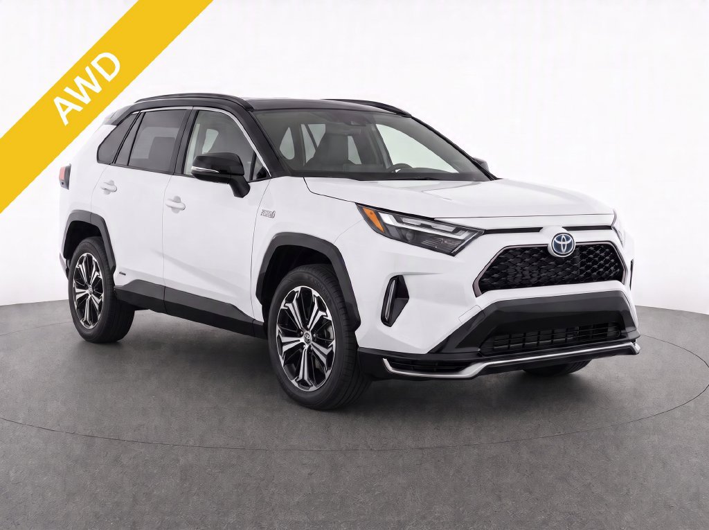 Used 2024 Toyota RAV4 XSE w/ Premium Package AWD/4WD image 2