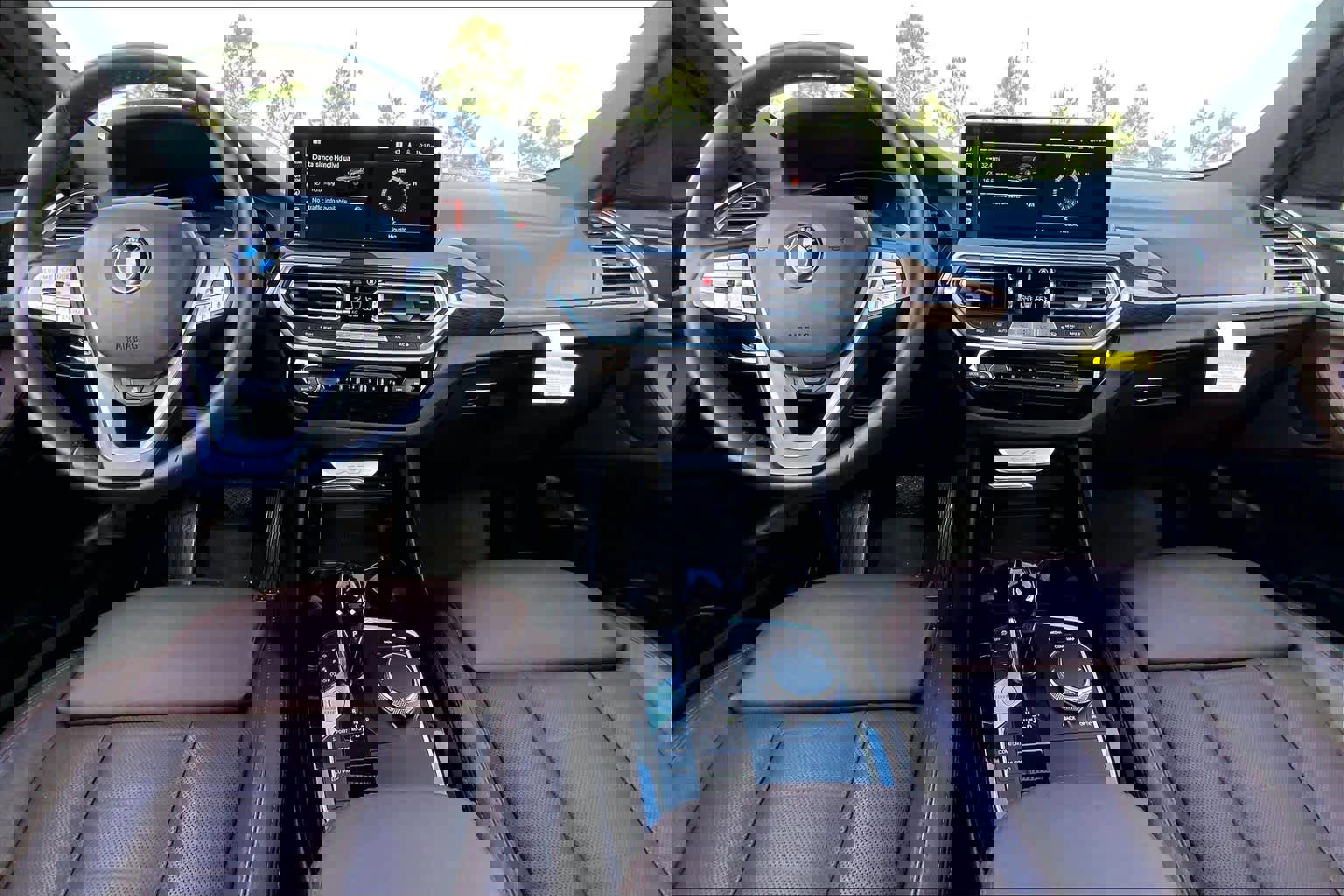 Used 2024 BMW X3 sDrive30i w/ Premium Package image 15