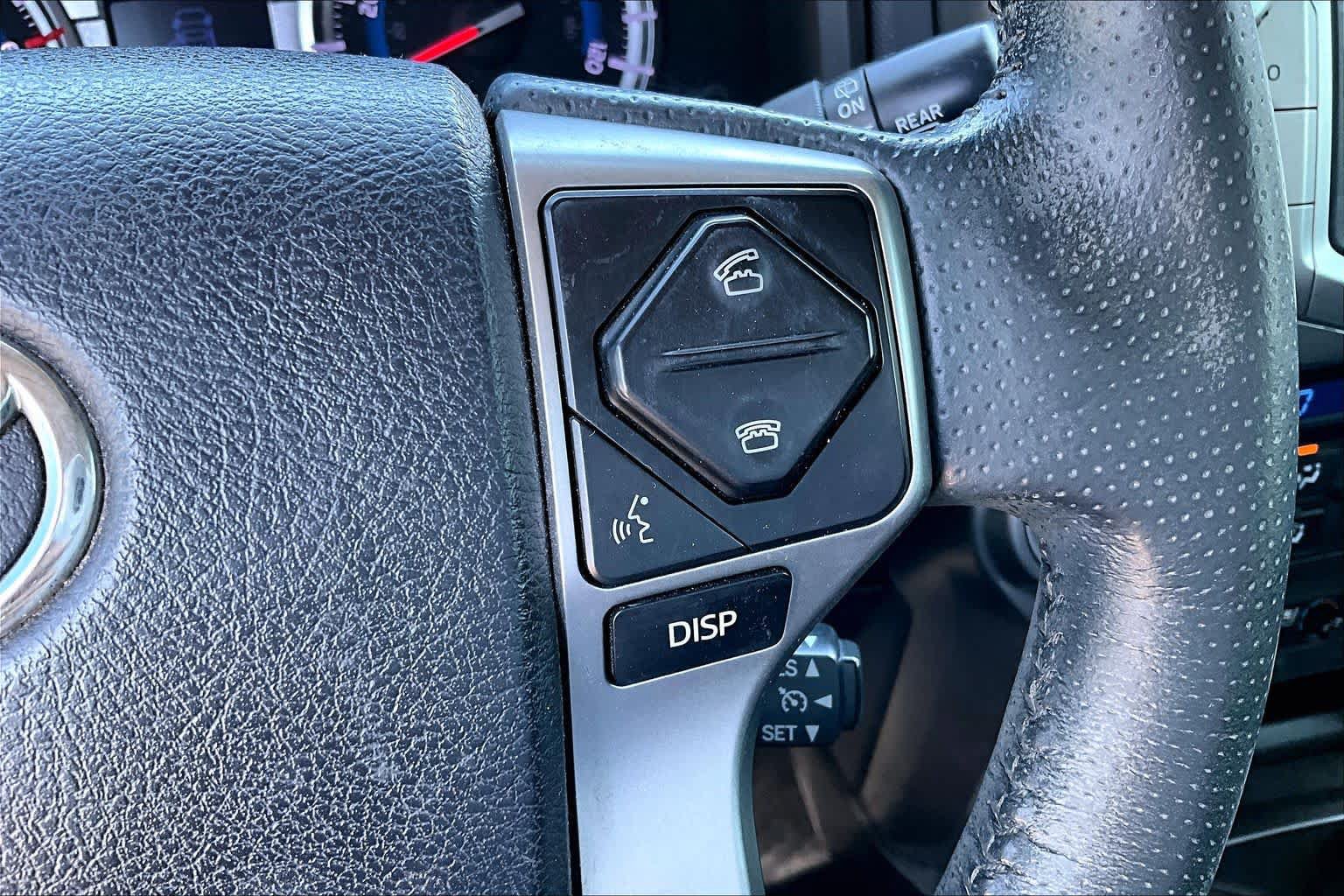 Used 2016 Toyota 4Runner Limited AWD/4WD image 22