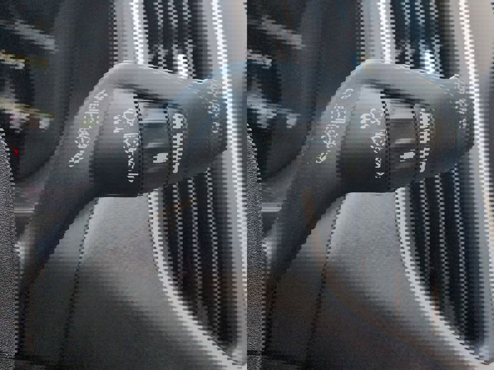 Certified 2024 Ford Edge SEL image 26