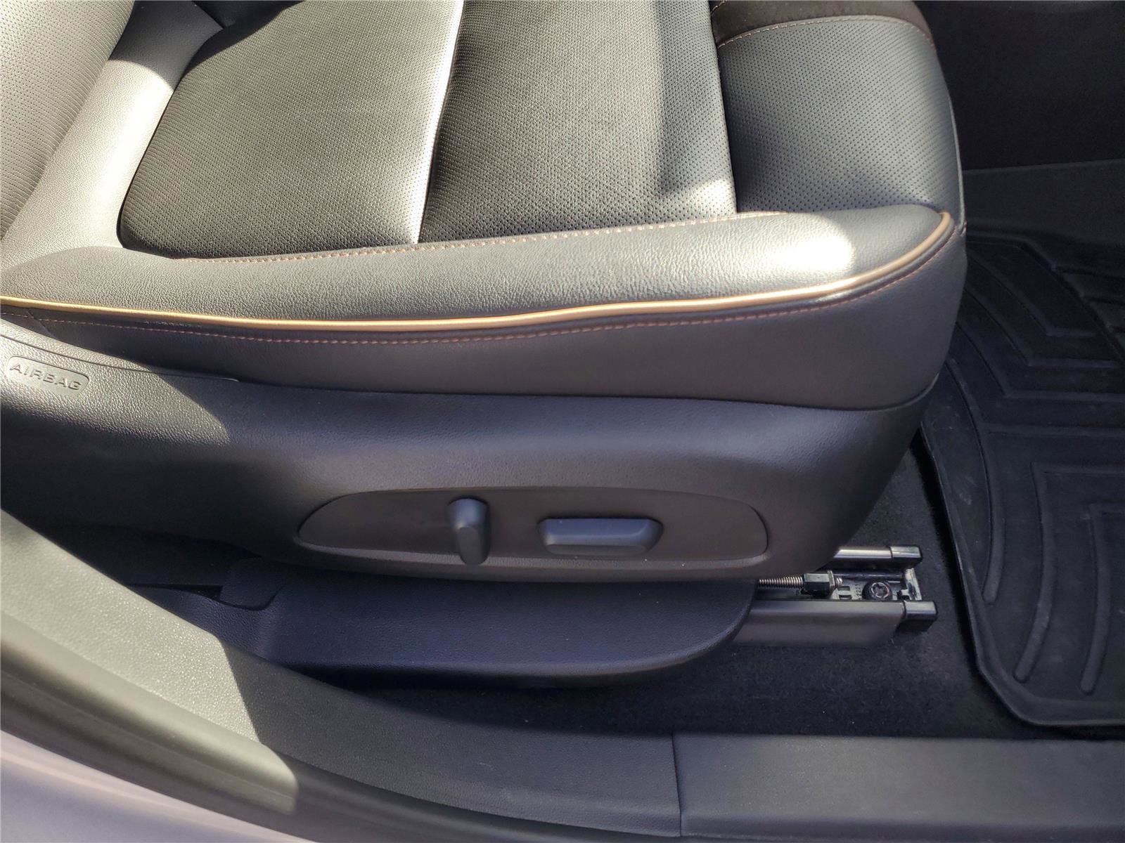 Used 2022 Chevrolet Blazer Premier image 39