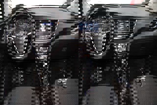 Used 2019 Buick Encore Preferred image 2