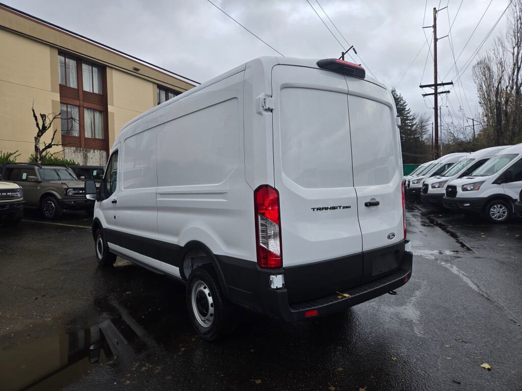 New 2026 Ford Transit 250 148 Medium Roof RWD image 7