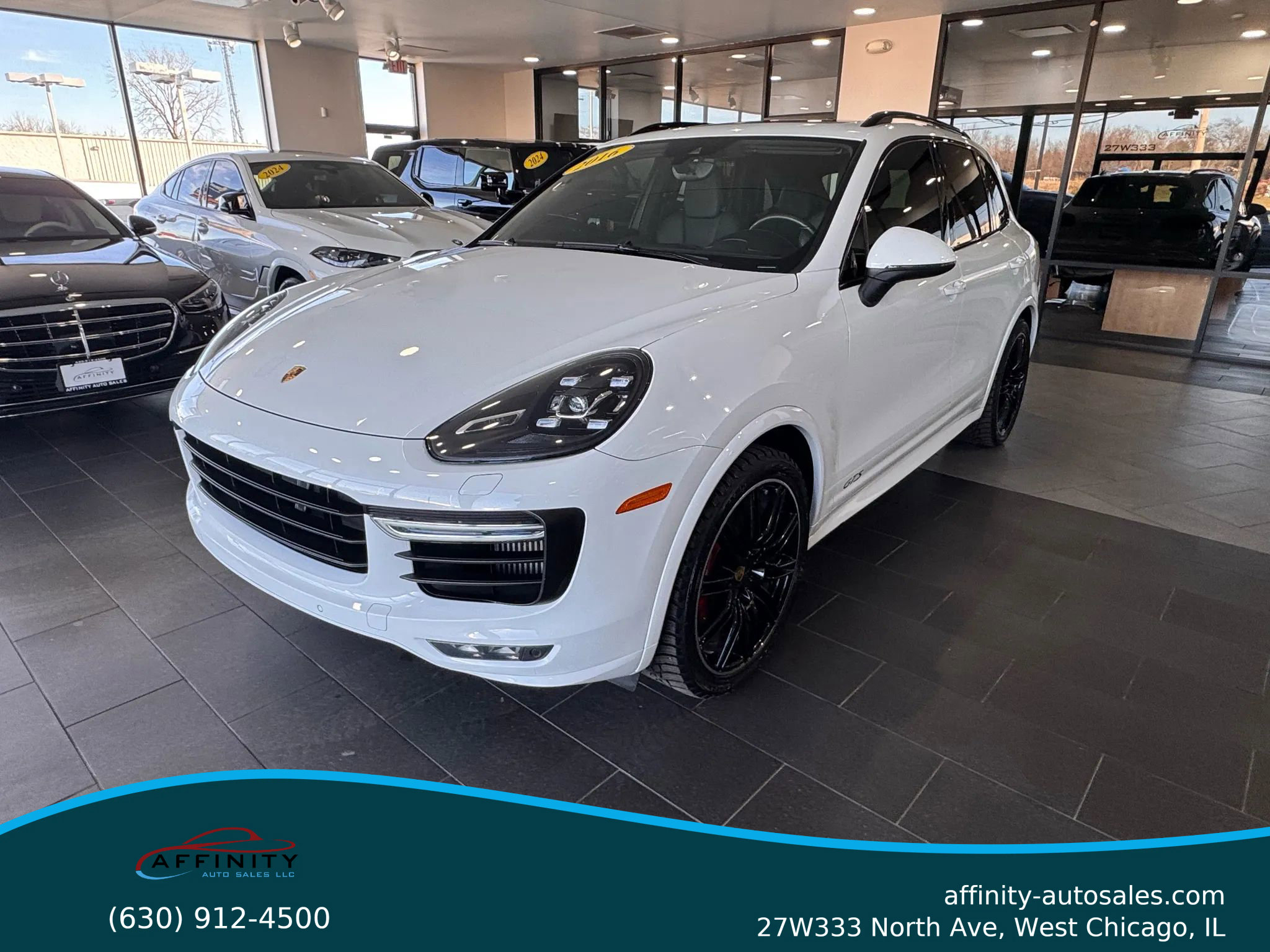 Used 2016 Porsche Cayenne GTS image 1