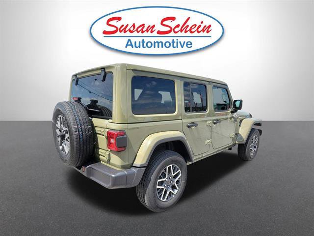 Used 2026 Jeep Wrangler Unlimited Sahara AWD/4WD image 23