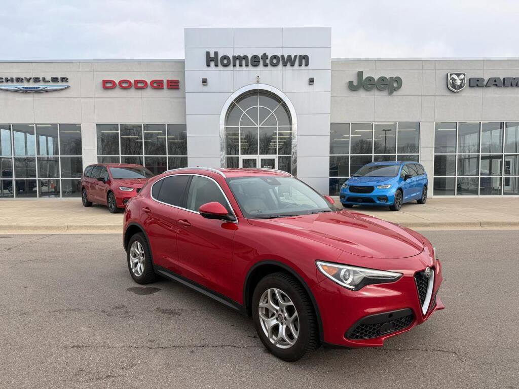 Used 2021 Alfa Romeo Stelvio Sprint w/ Cold Weather Package image 1
