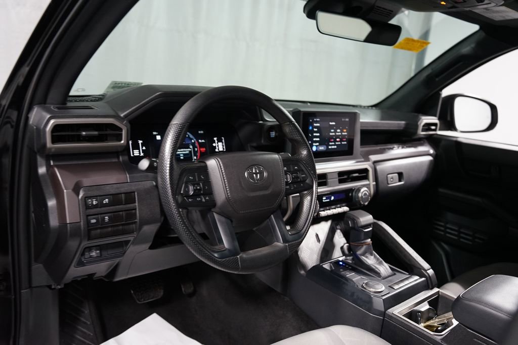 Certified 2025 Toyota Tacoma SR5 image 12