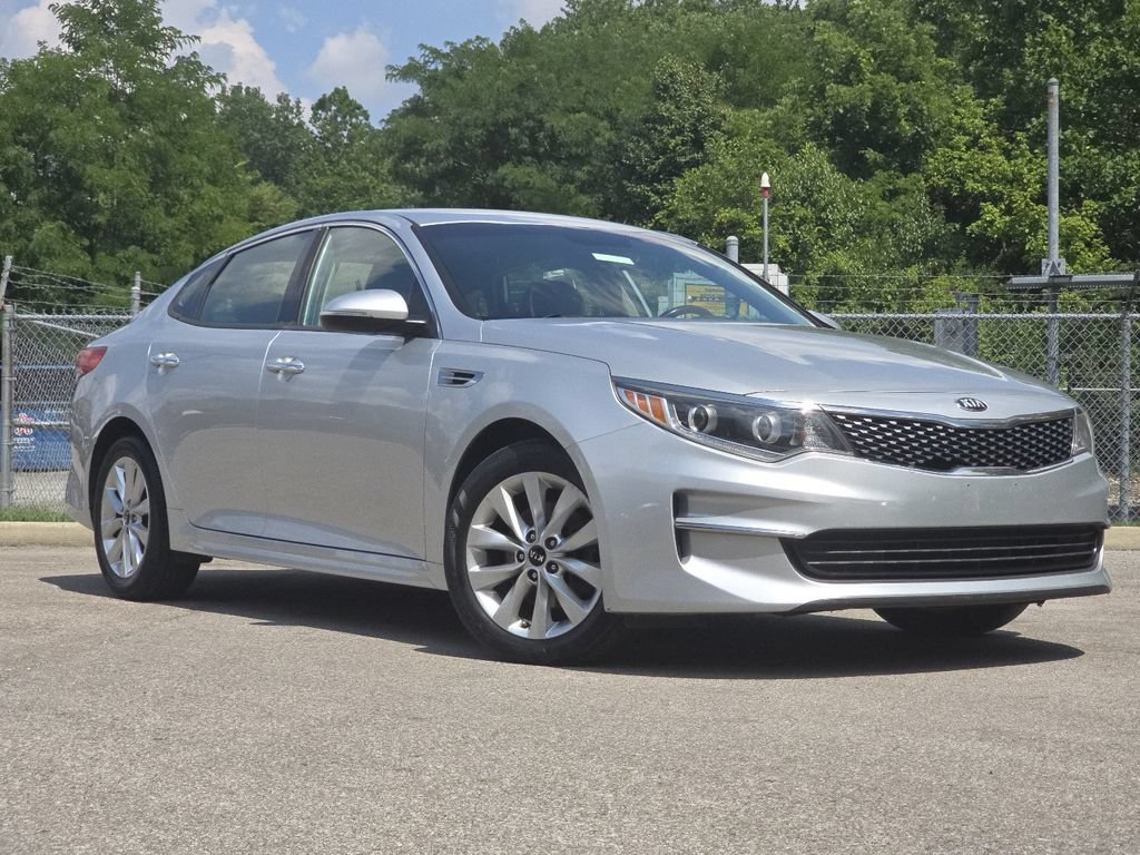 Used 2016 Kia Optima EX FWD image 2
