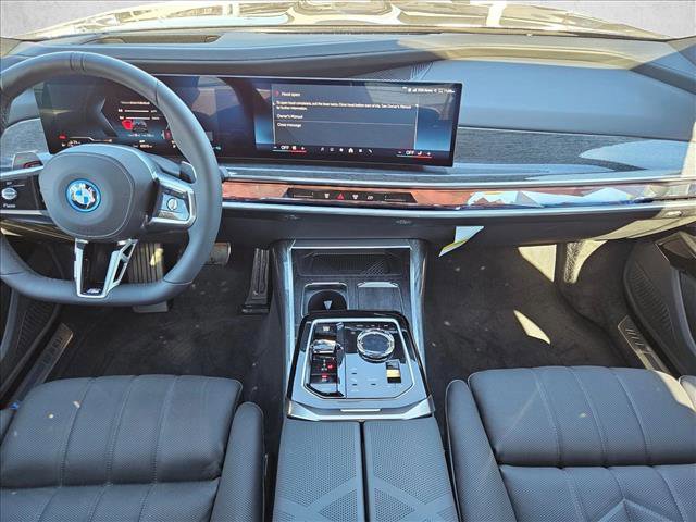 New 2025 BMW 750e xDrive AWD/4WD image 12