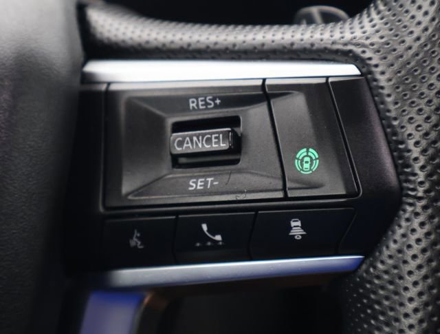 Used 2024 Mitsubishi Outlander SE Black Edition FWD image 23