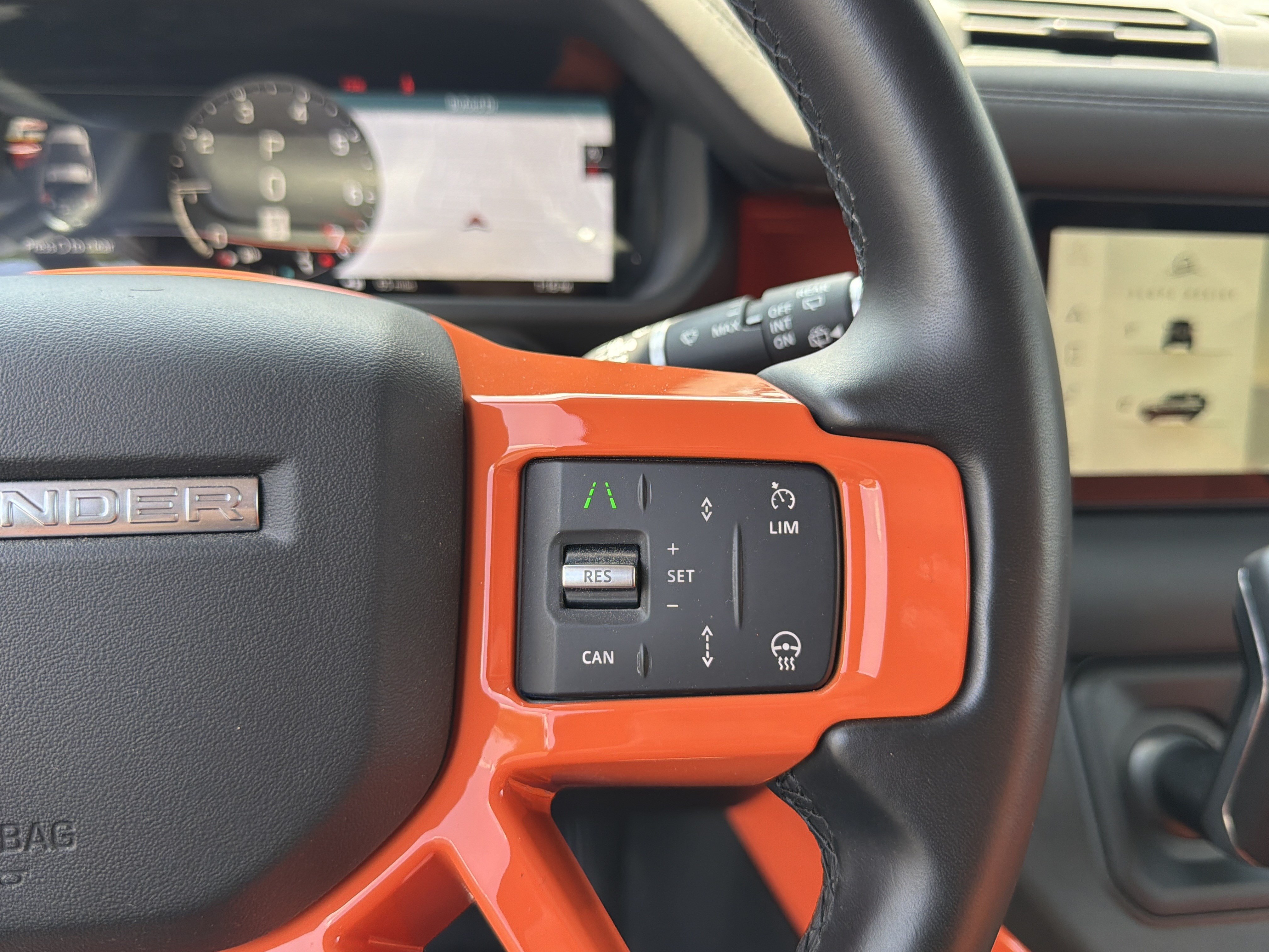 Used 2024 Land Rover Defender 90 S AWD/4WD image 33