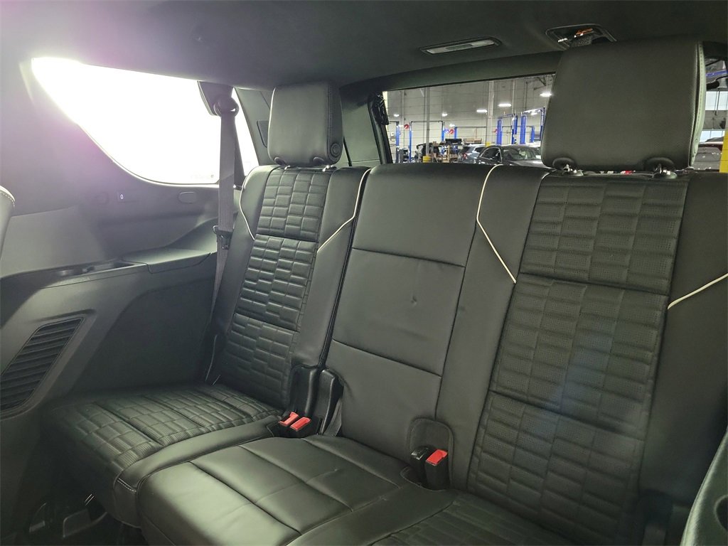 Certified 2024 Cadillac Escalade V w/ Heavy-Duty Trailer Package image 11