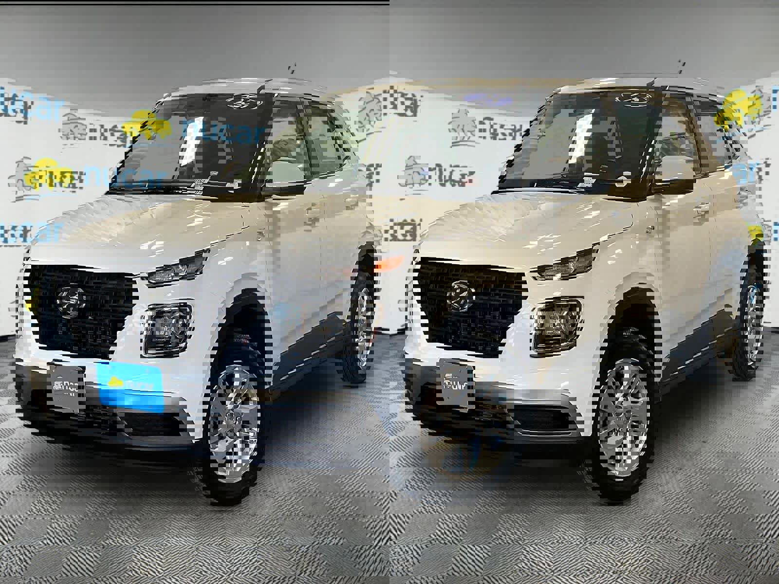 Used 2025 Hyundai Venue SE image 3