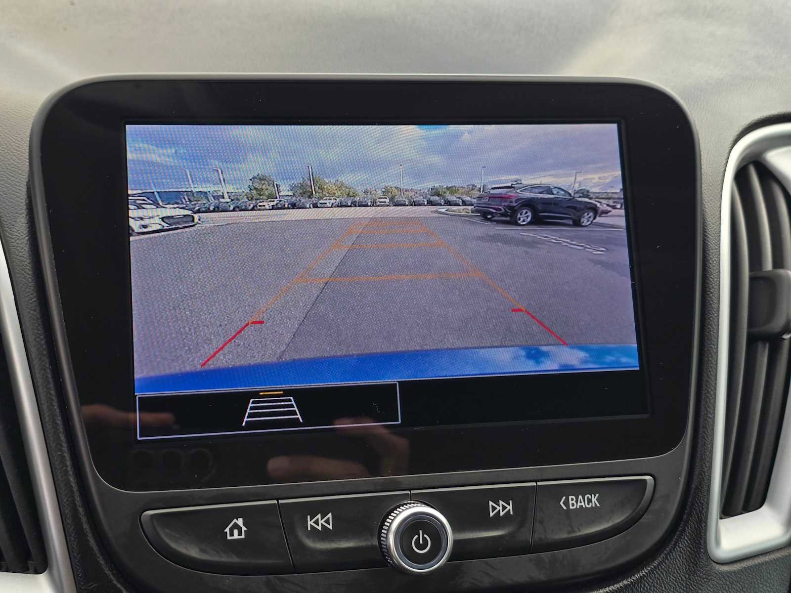 Used 2023 Chevrolet Malibu LT image 31