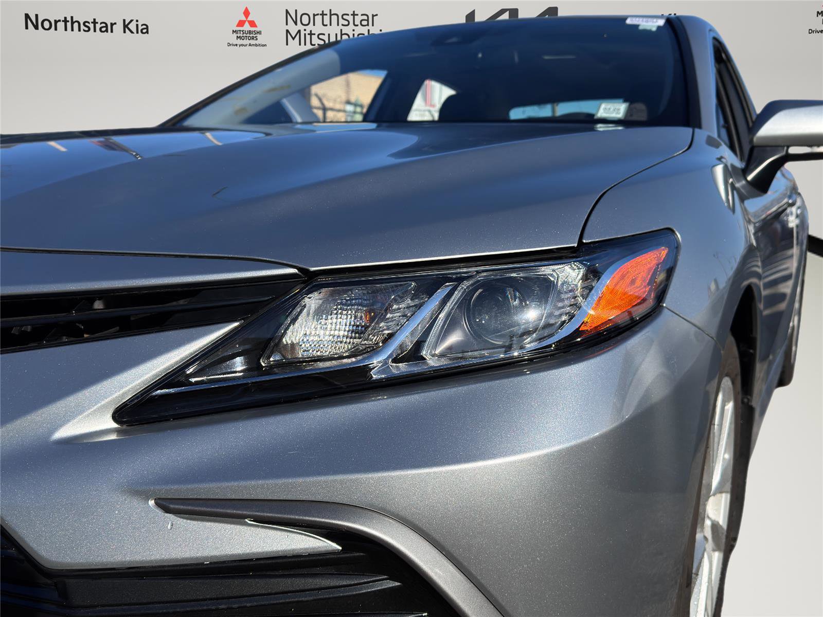 Used 2022 Toyota Camry LE AWD/4WD image 26